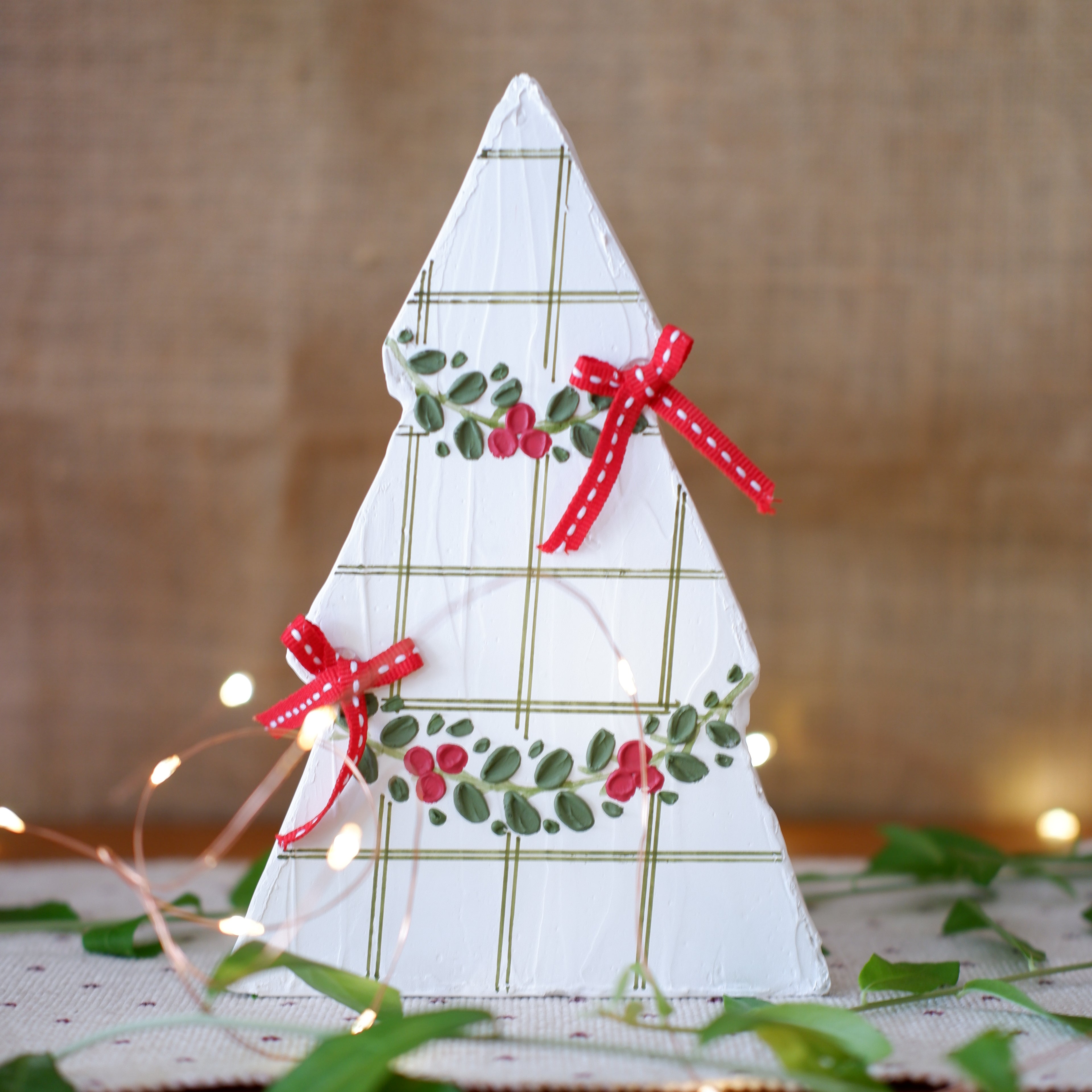 Winter Check Tree (M)